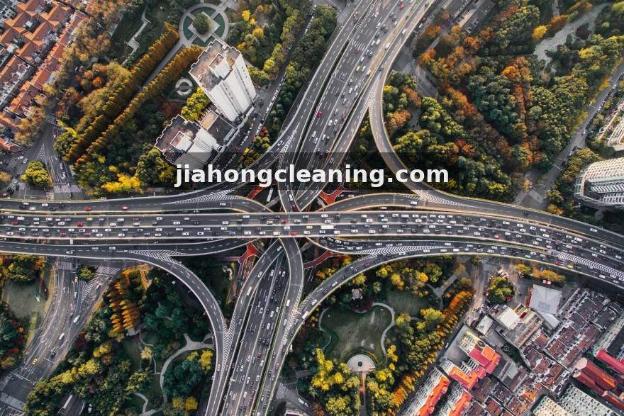 从陪练到首发：一位中单选手的跨赛区适应手记